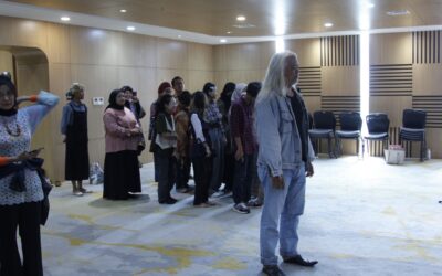 Peringati Hari Puisi Nasional, Penyair Gelar Upacara “Nyentrik” di TIM
