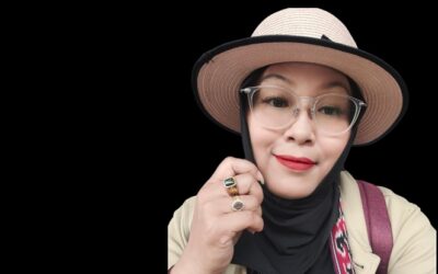 Dalam Perahu Imajinasi Emi Suy