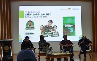 Di Unpad, “Menungguku Tiba” Karya Isbedy Dibedah 2 Doktor
