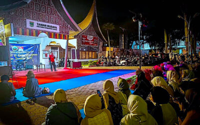 Apresiasi Perjuangan Seniman Sumbar, Riri Satria Tawarkan Model Pentahelix