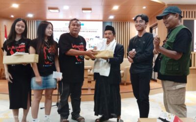 Pak Atek: Puisi dan Teknologi Bisa Selaras